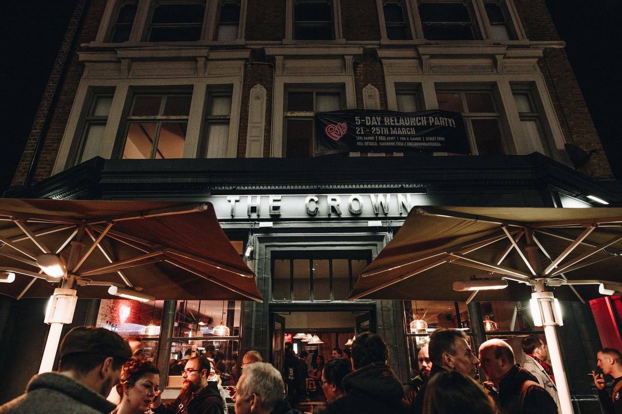 Publove @ The Crown, Battersea Londra Exterior foto